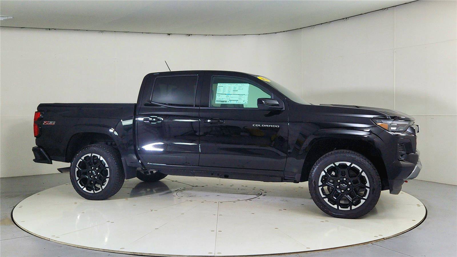 New 2026 Chevrolet Colorado Z71 w/ Z71 Convenience Package 2 image 8