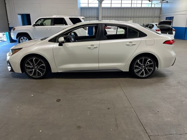 Used 2020 Toyota Corolla SE w/ SE Premium Package FWD image 6