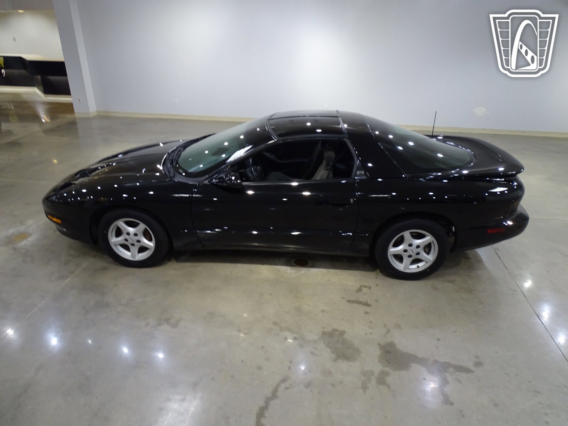 Used 1995 Pontiac Firebird Coupe image 5