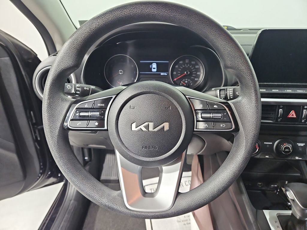 Used 2022 Kia Forte LXS image 15
