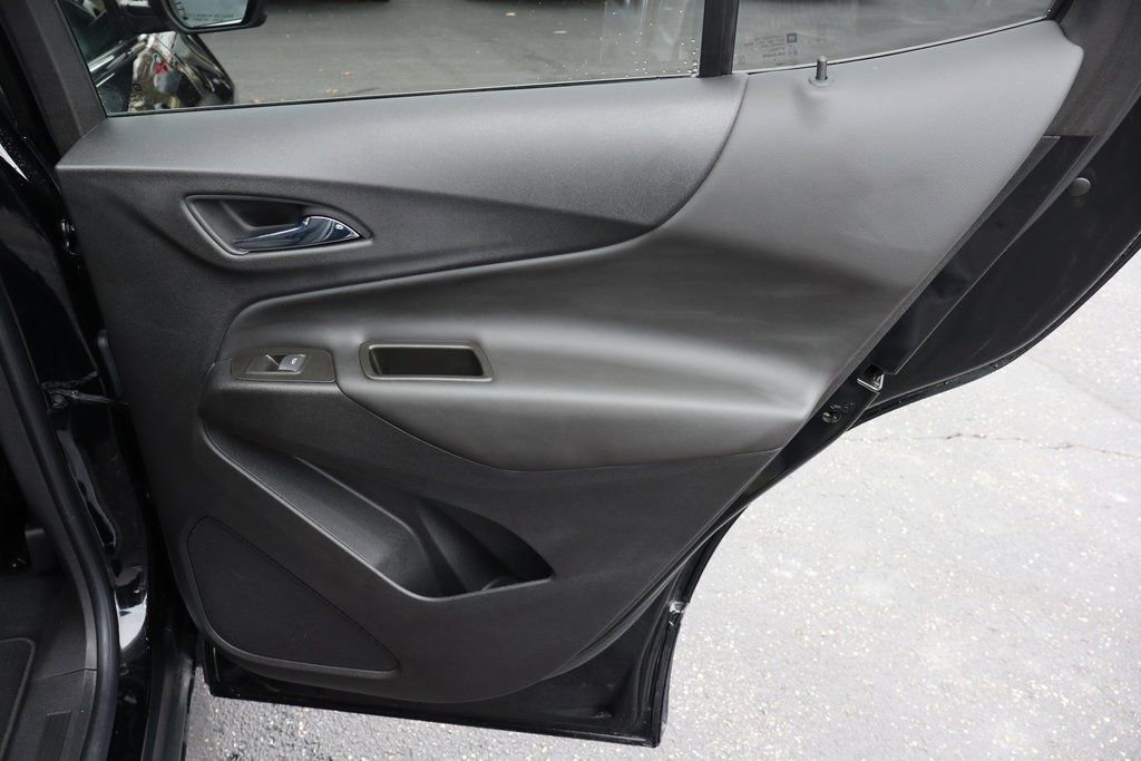 Used 2023 Chevrolet Equinox LT image 28