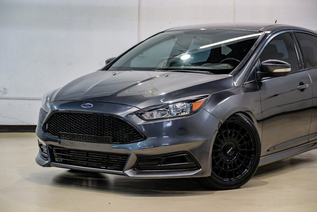 Used 2015 Ford Focus ST image 5