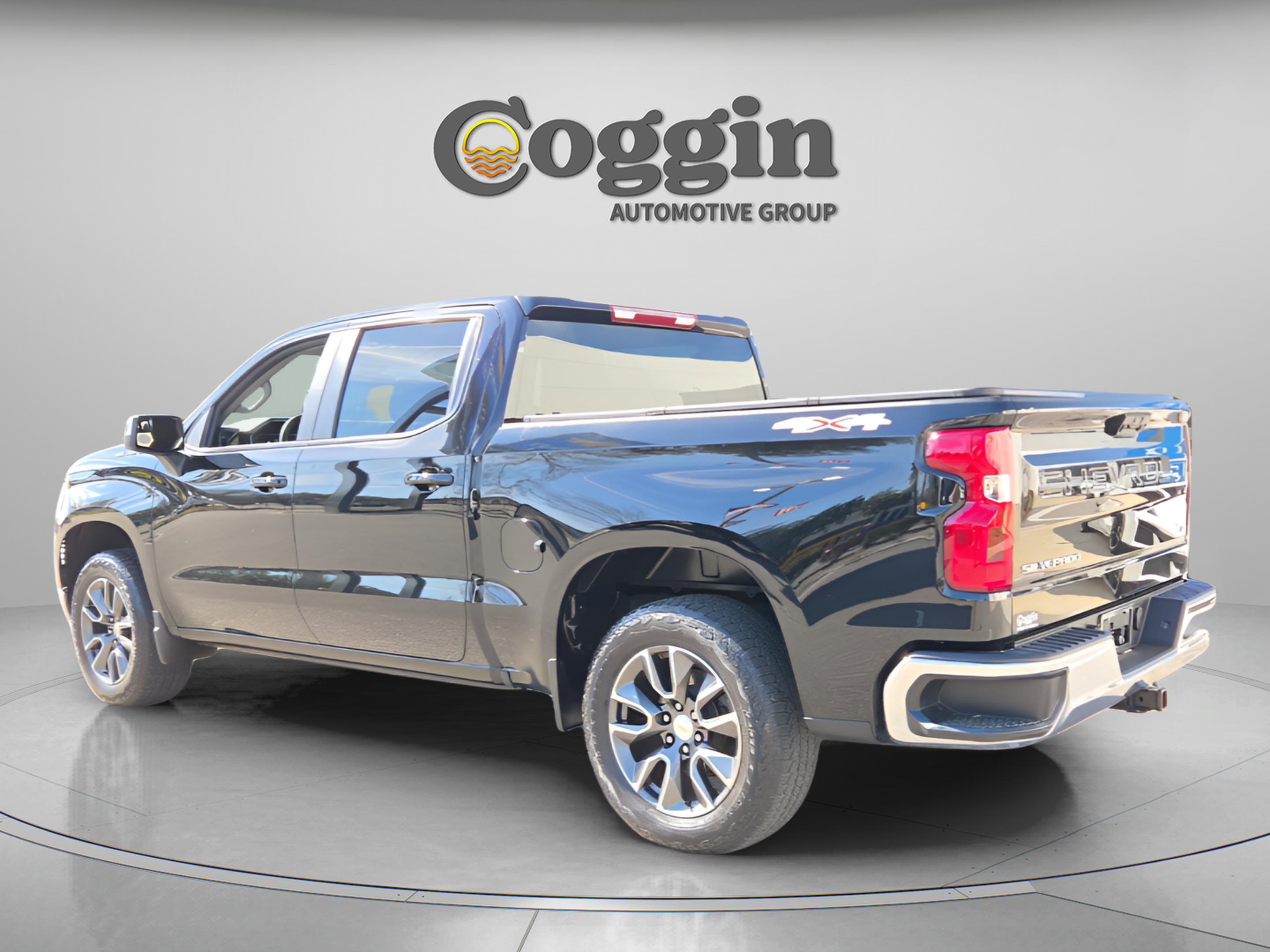 Used 2023 Chevrolet Silverado 1500 LT image 4