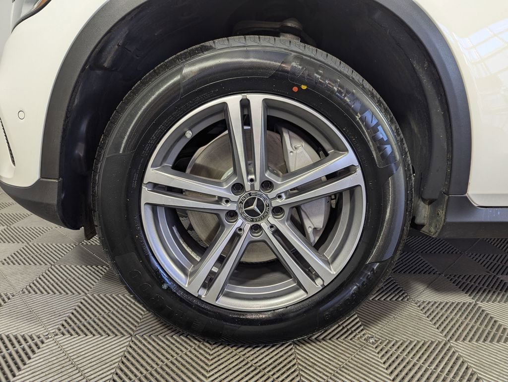 Used 2020 Mercedes-Benz GLC 300 image 15