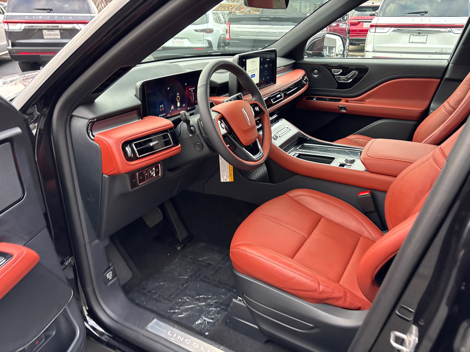 New 2025 Lincoln Aviator Reserve w/ Illumination Package image 26