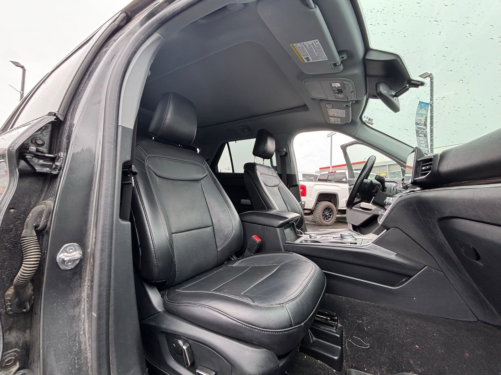 Used 2020 Ford Explorer Limited w/ Class III Trailer Tow Package AWD/4WD image 20