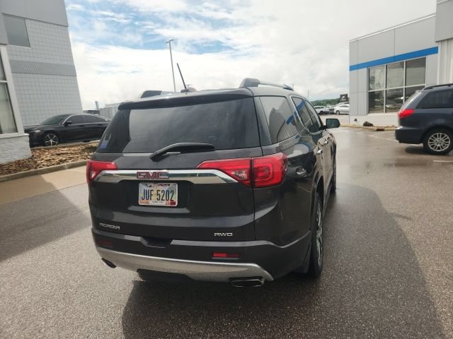 Used 2018 GMC Acadia Denali w/ Technology Package AWD/4WD image 11