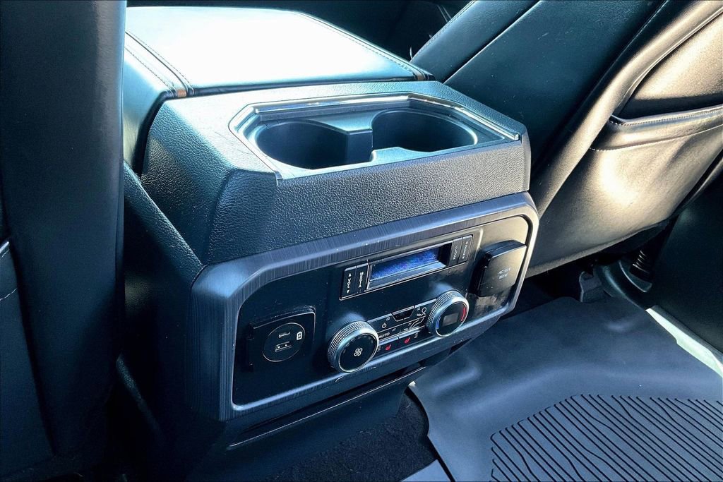 Used 2022 Ford Expedition Platinum image 32