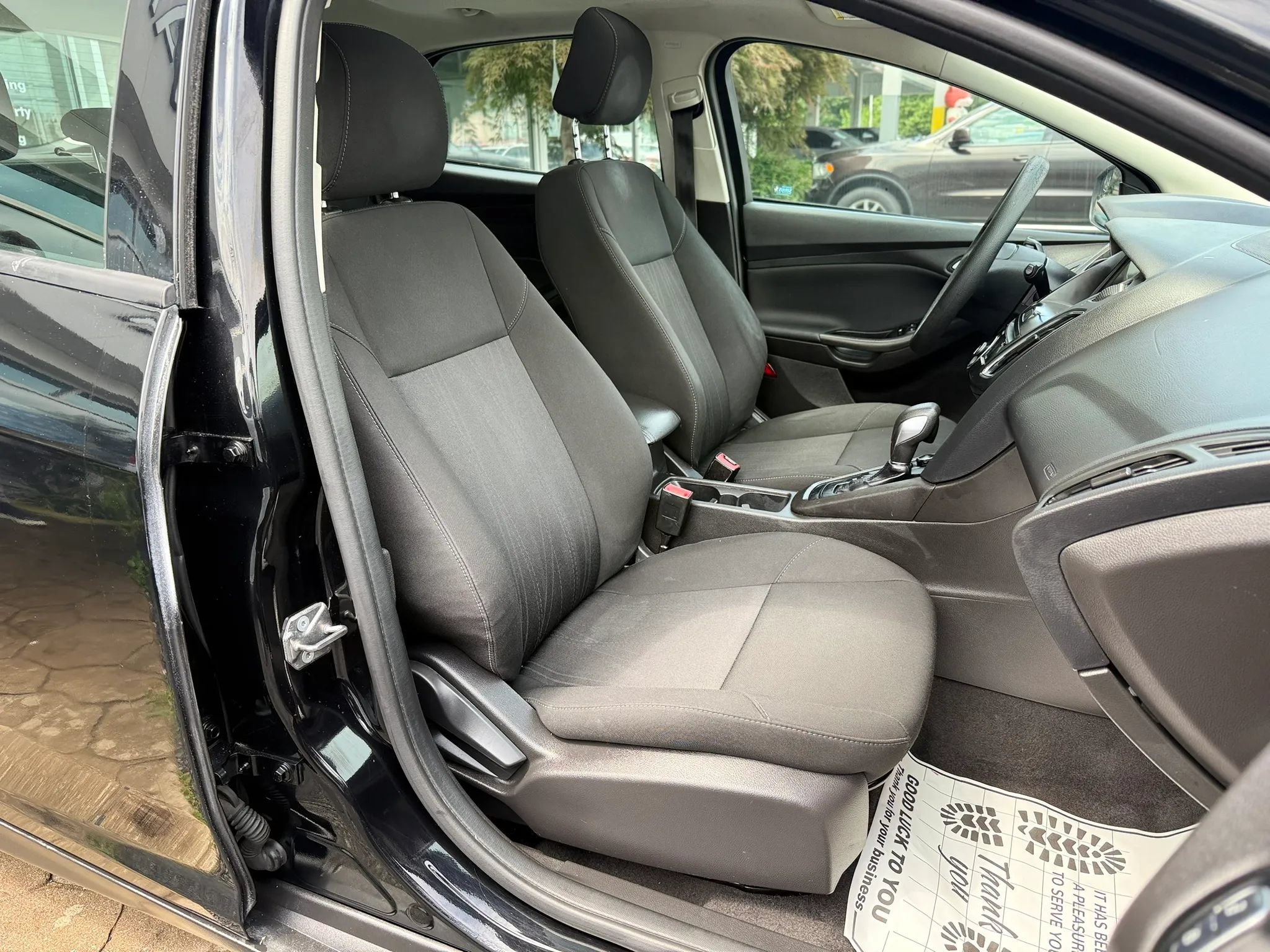 Used 2017 Ford Focus SEL FWD image 35