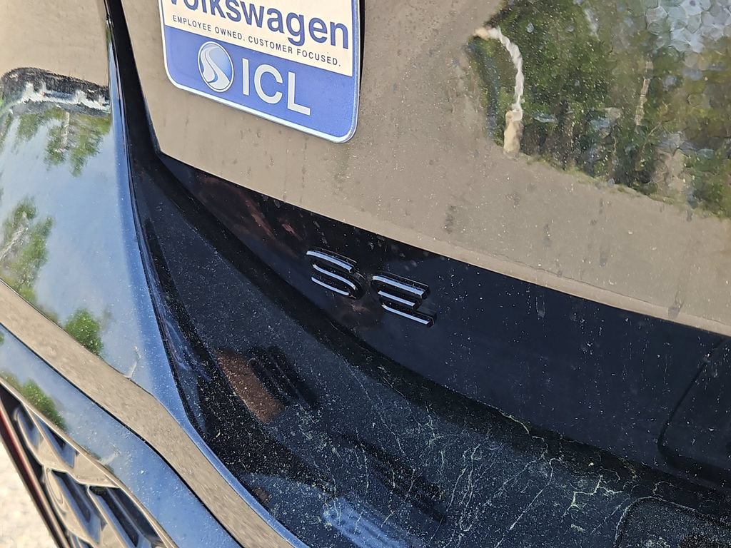 Certified 2026 Volkswagen Tiguan SE R-Line AWD/4WD image 12