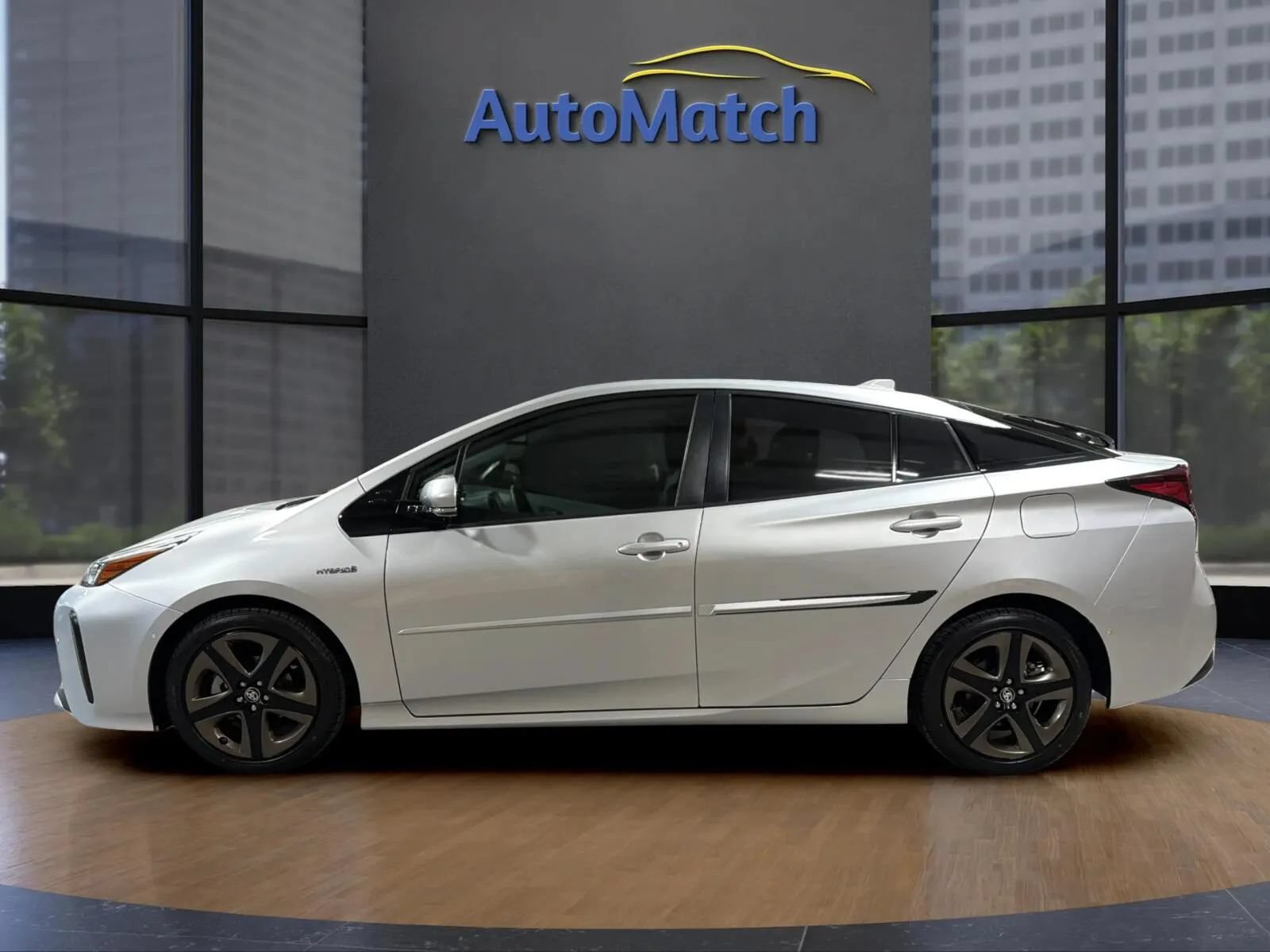 Used 2019 Toyota Prius Limited w/ Carpet Mat Package FWD image 7