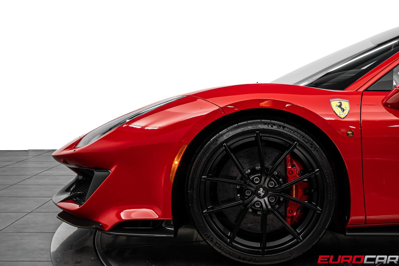 Used 2019 Ferrari 488 Pista Coupe RWD image 16