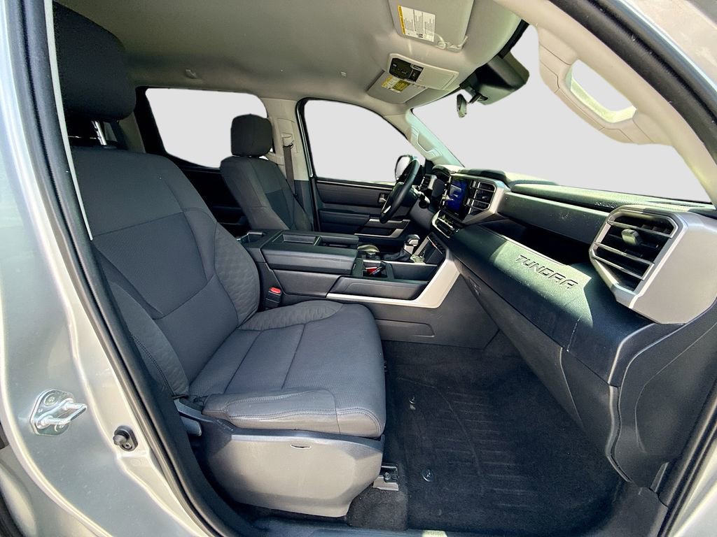 Used 2022 Toyota Tundra SR5 w/ Convenience Package image 28