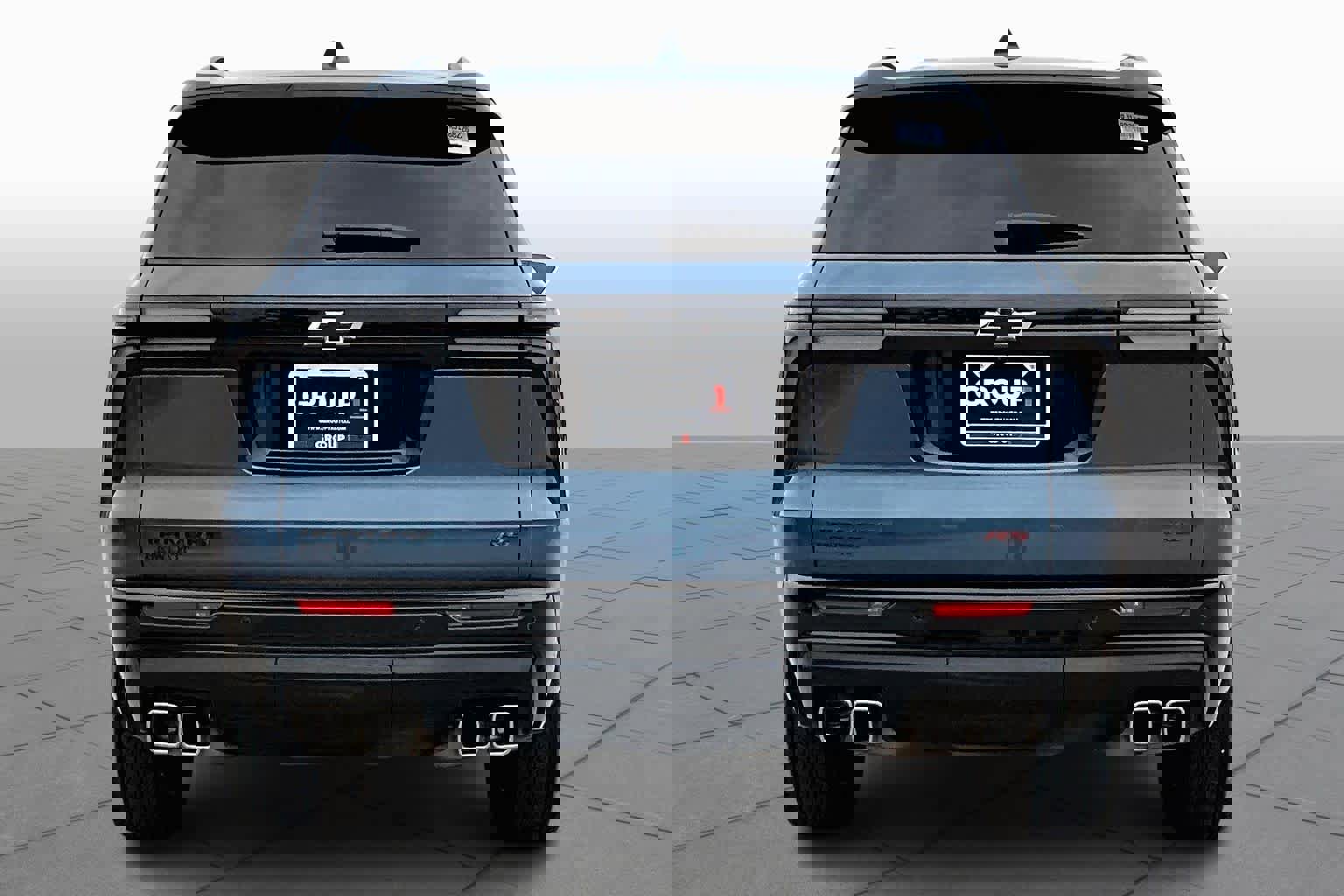 Used 2024 Chevrolet Traverse RS image 4