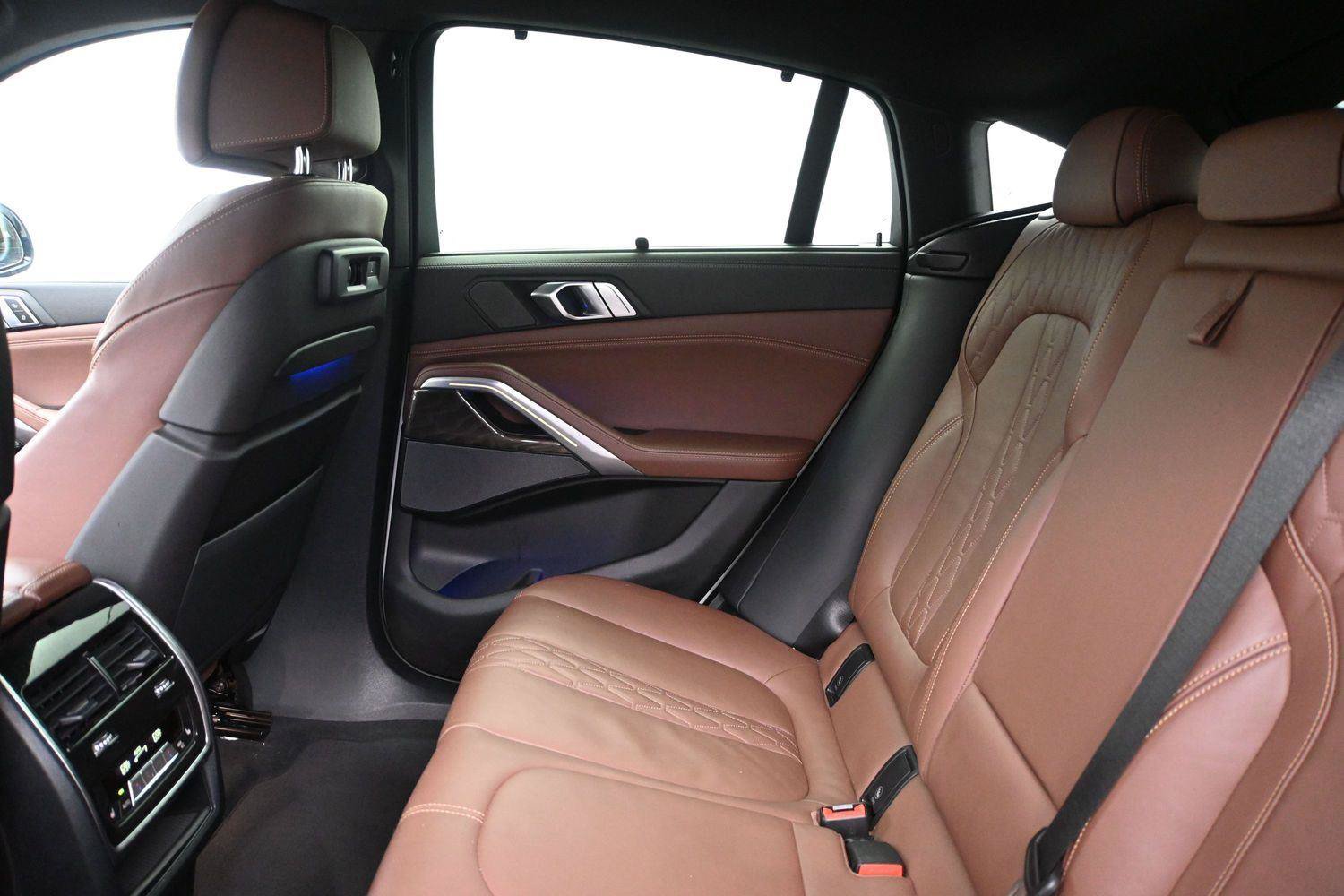 Used 2022 BMW X6 M50i w/ Executive Package AWD/4WD image 12