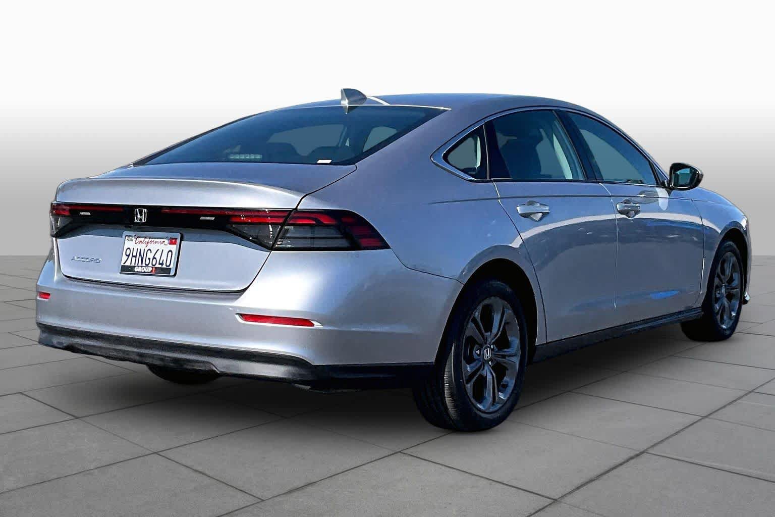 Used 2023 Honda Accord EX image 12