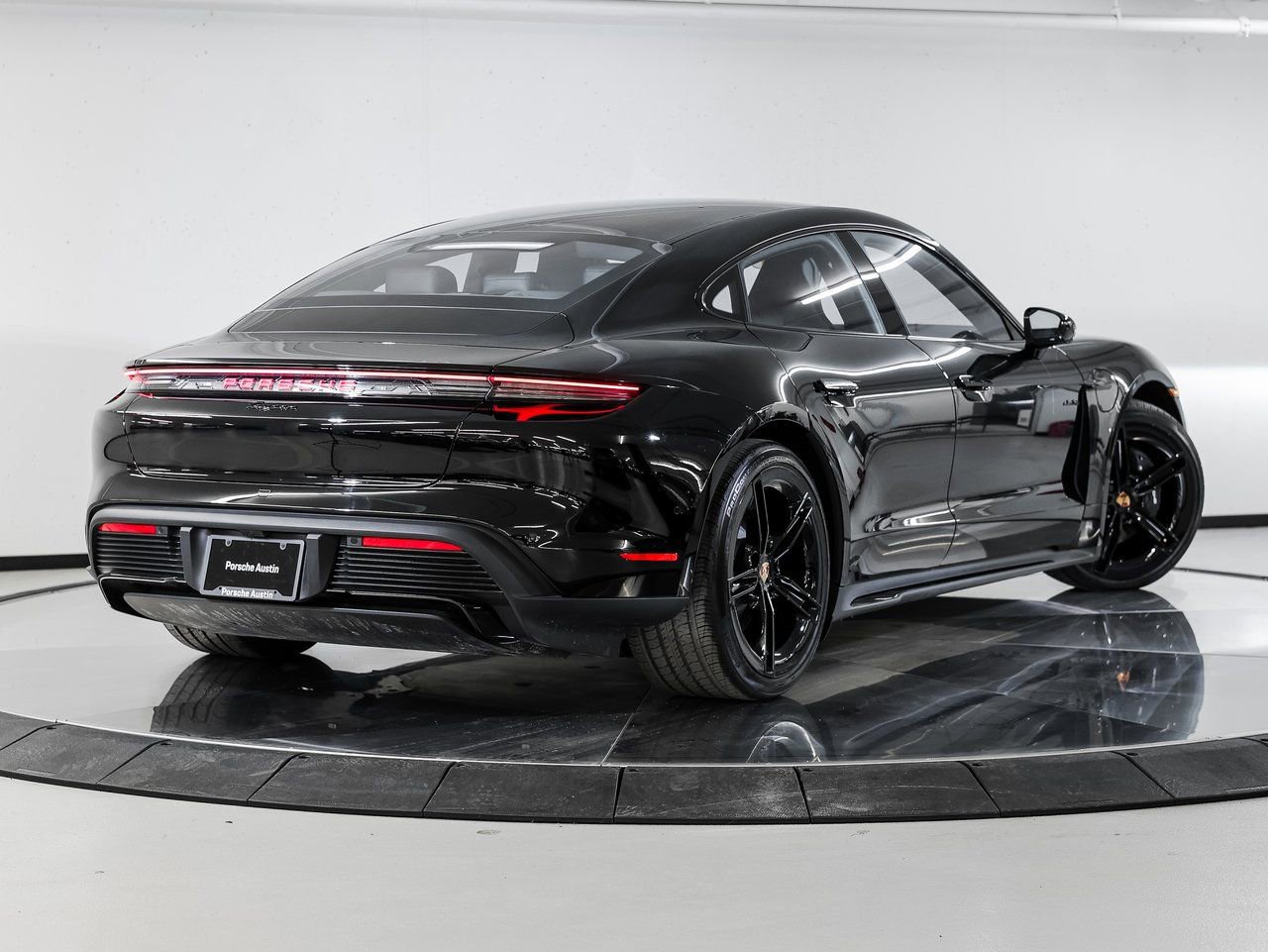 New 2026 Porsche Taycan RWD image 7