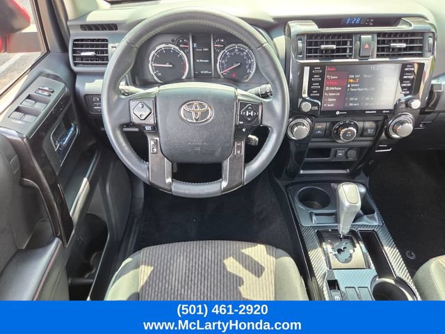 Used 2022 Toyota 4Runner TRD Off-Road AWD/4WD image 12
