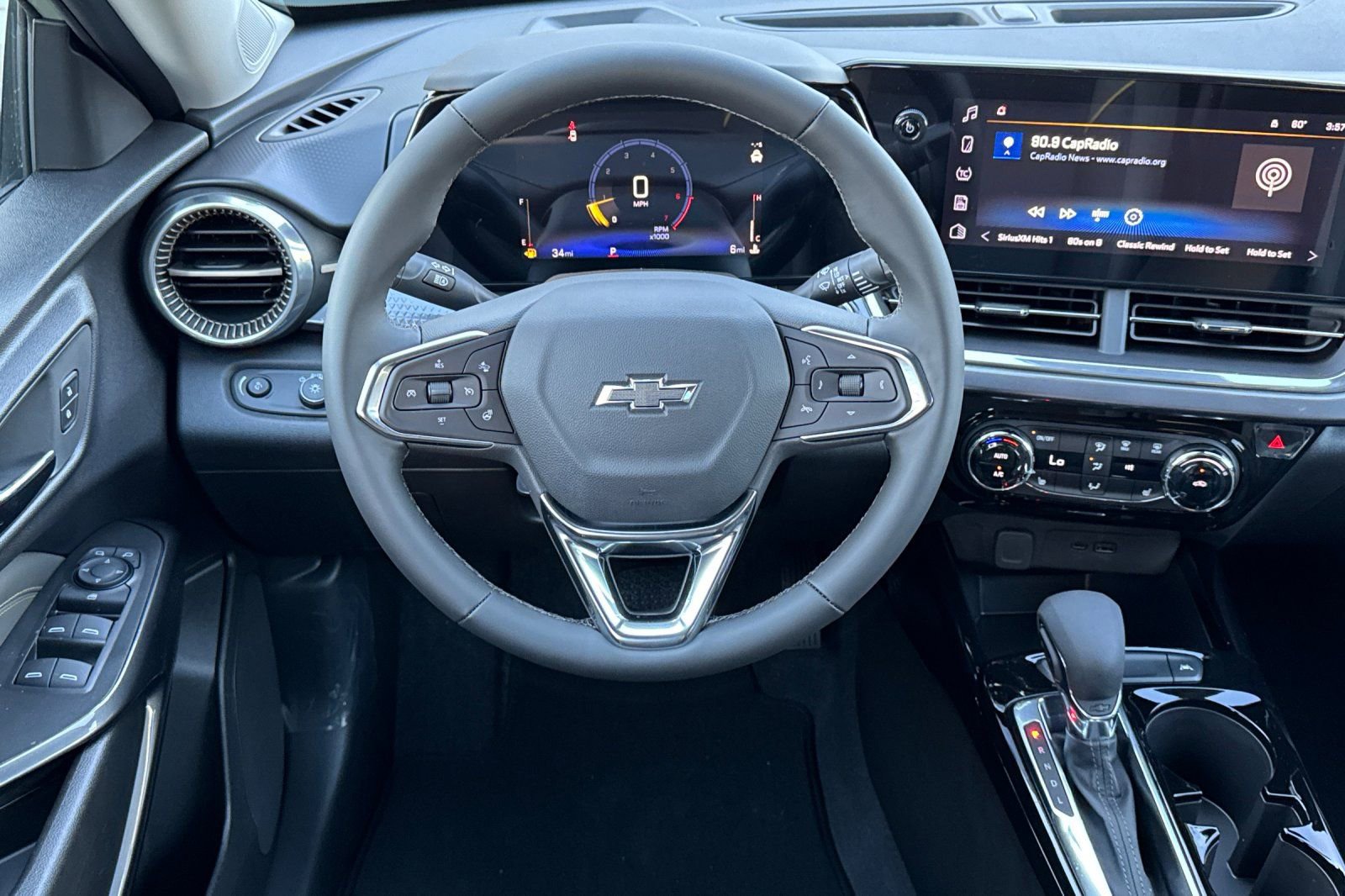 New 2026 Chevrolet Trax ACTIV w/ Driver Confidence Package image 13