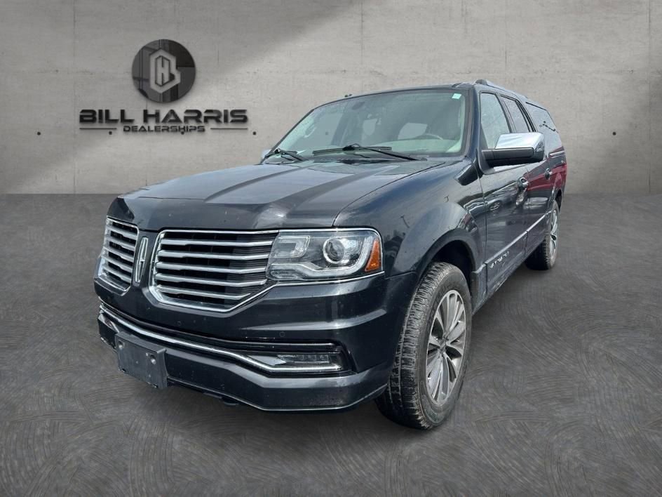 Used 2015 Lincoln Navigator L 4WD image 1