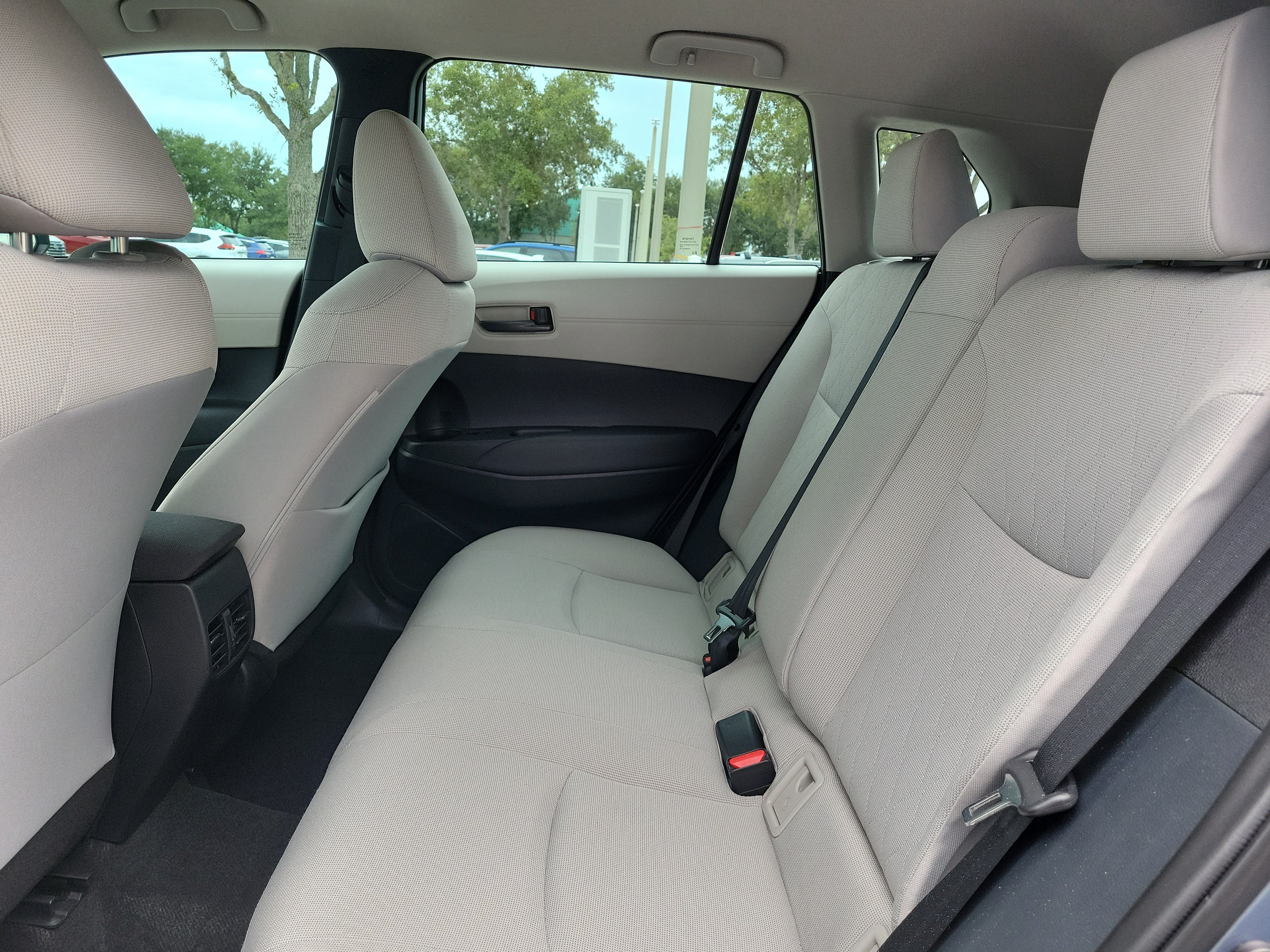 Used 2024 Toyota Corolla Cross L FWD image 18