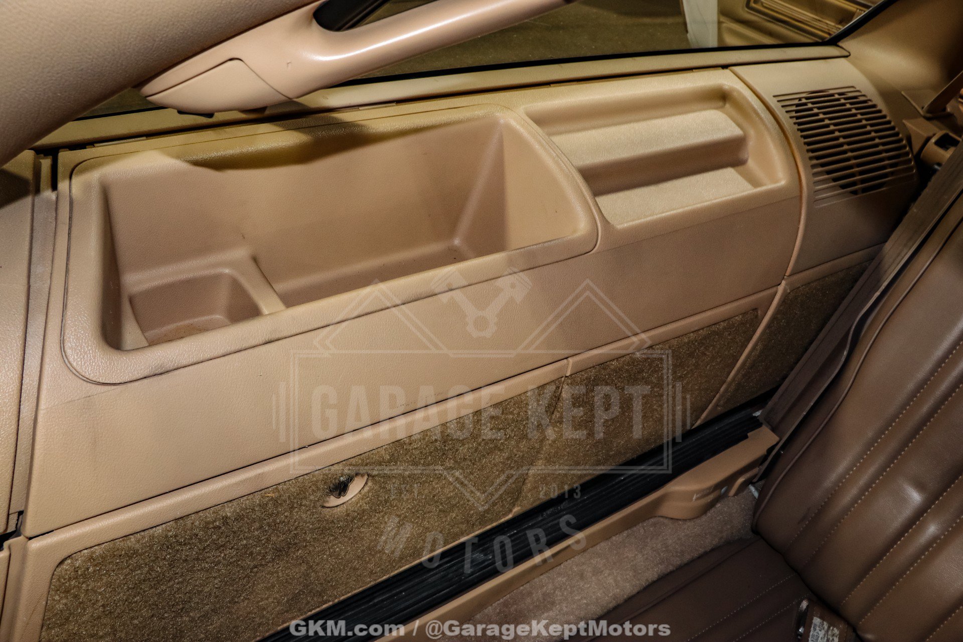 Used 1992 Buick Roadmaster Estate image 84