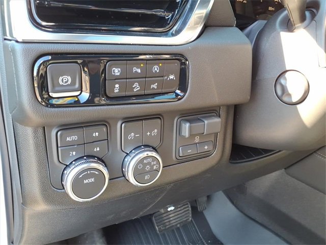 New 2026 GMC Yukon Denali w/ Advanced Technology Package image 23