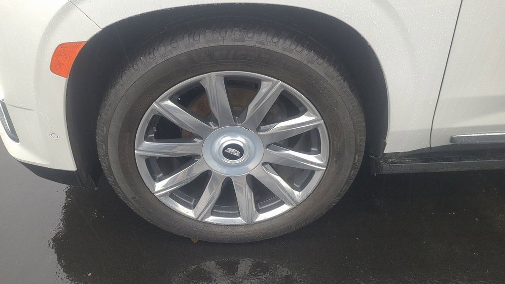 Used 2023 Cadillac Escalade ESV Premium Luxury Platinum w/ Heavy-Duty Trailer Package image 7