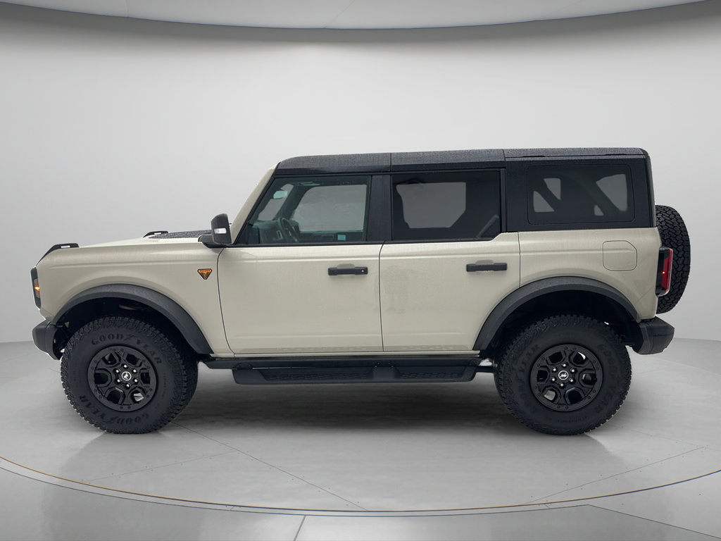 Used 2025 Ford Bronco Badlands AWD/4WD image 8