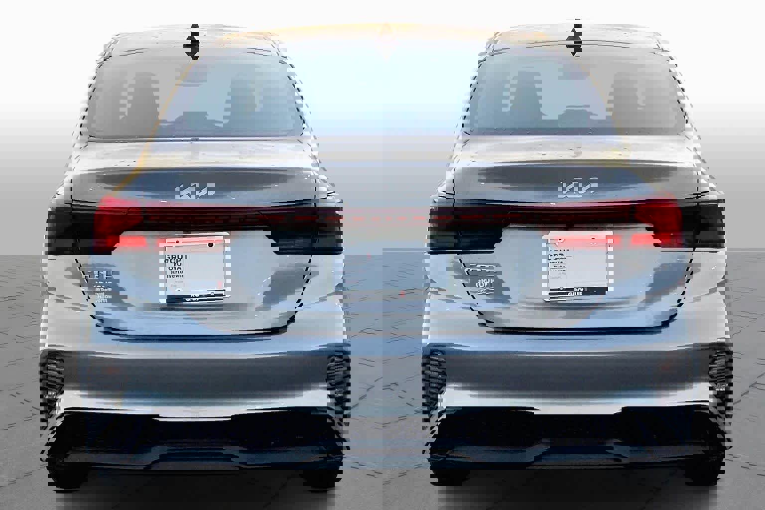 Used 2024 Kia Forte LXS image 5