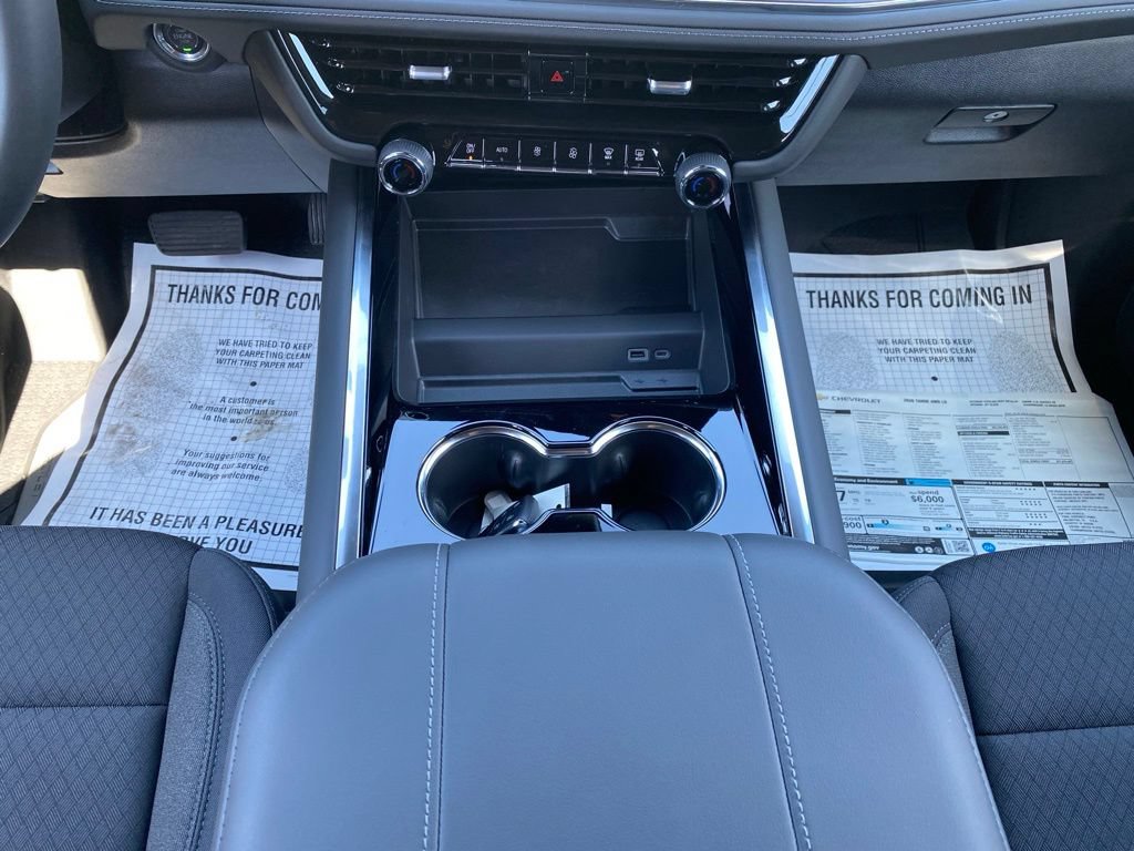 New 2026 Chevrolet Tahoe LS w/ LPO, Dark Essentials Package AWD/4WD image 15