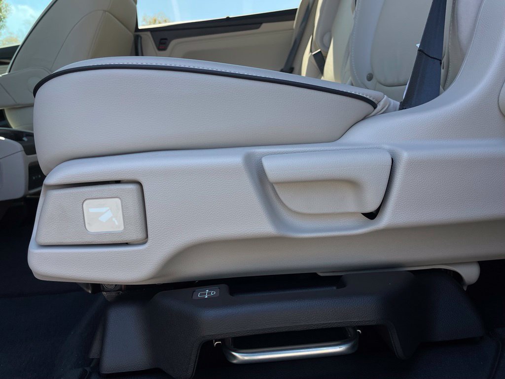 New 2027 Honda Odyssey Touring image 41