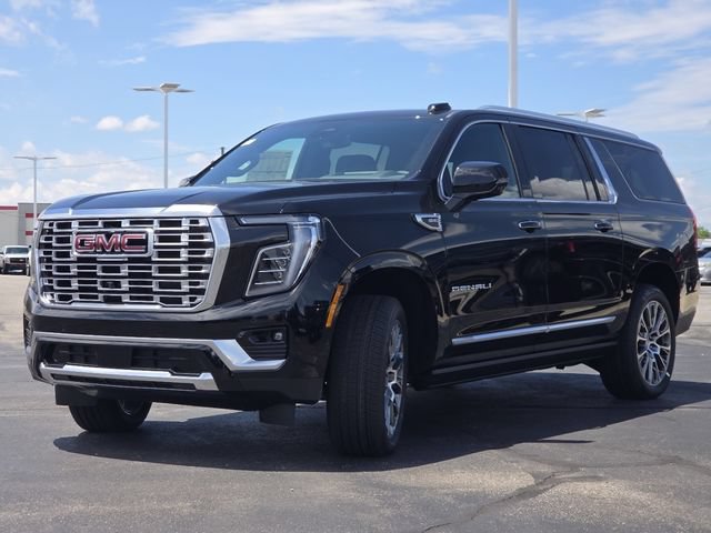 New 2026 GMC Yukon XL Denali w/ Sun & Power Step Package AWD/4WD image 23