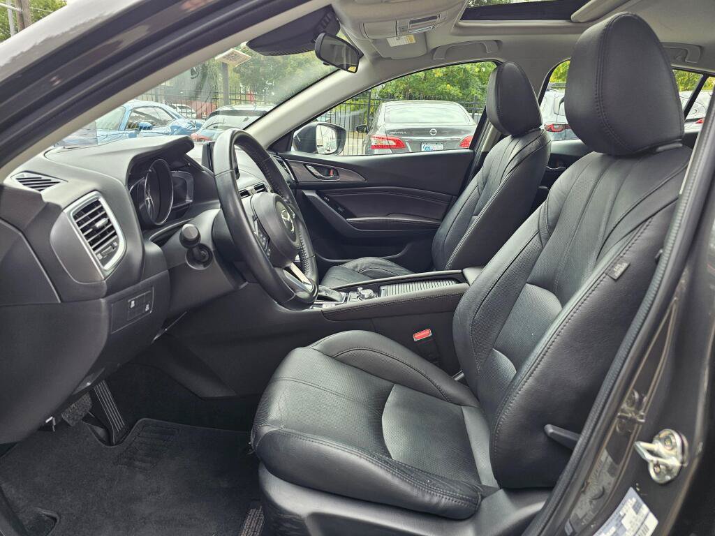Used 2018 MAZDA MAZDA3 Grand Touring FWD image 20