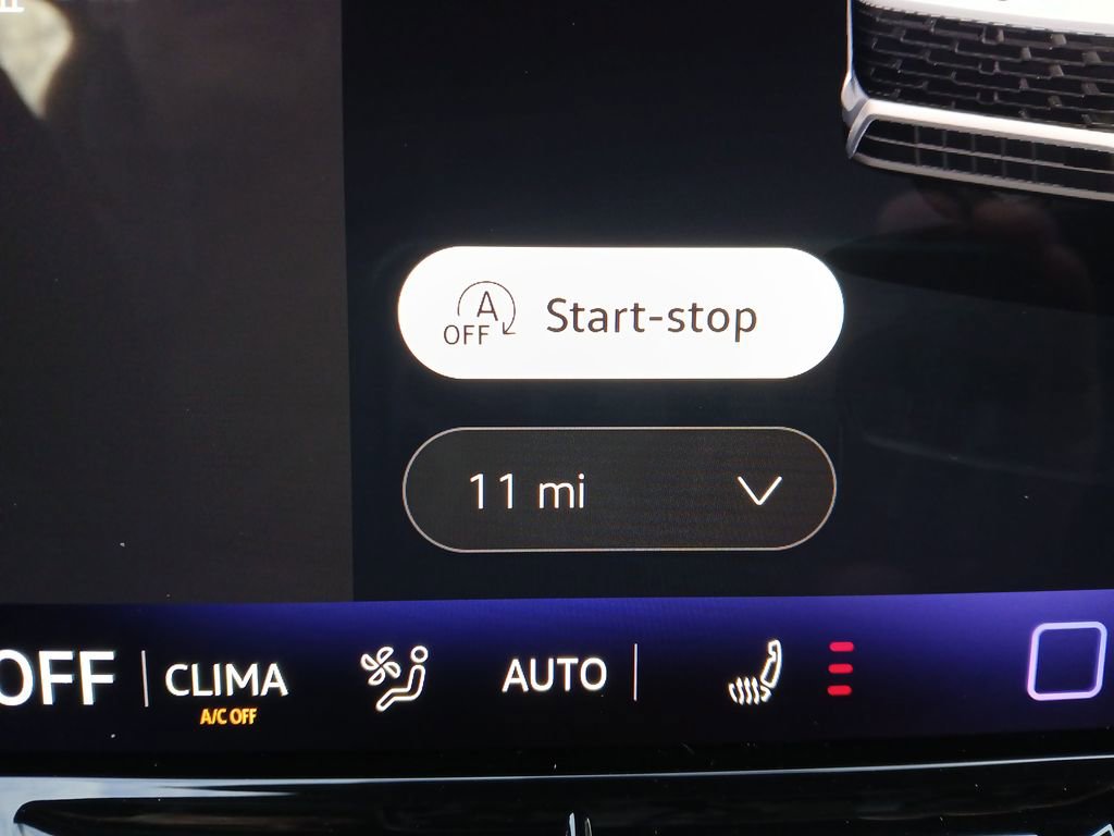 New 2026 Volkswagen Tiguan SE R-Line FWD image 16