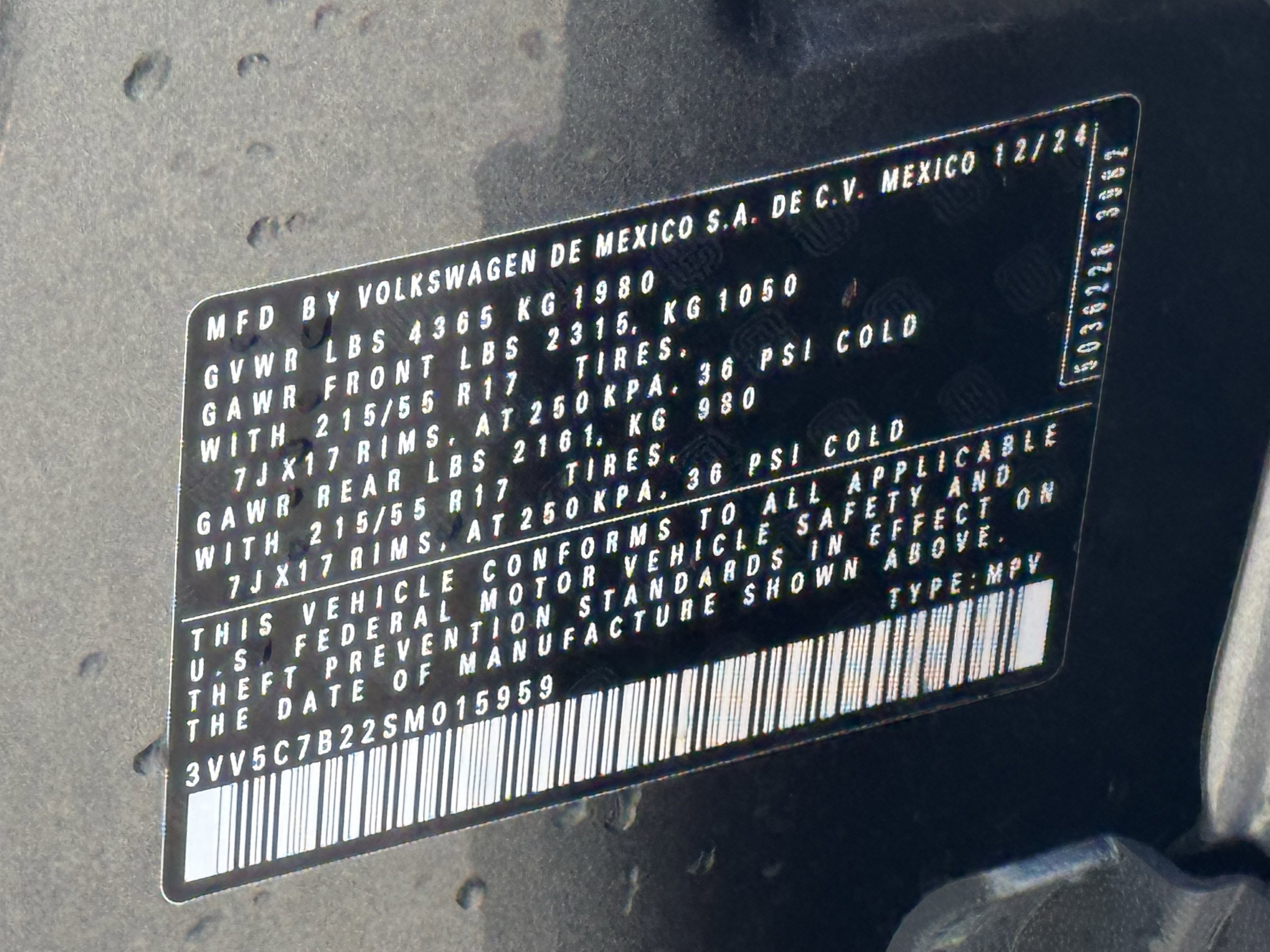 Used 2025 Volkswagen Taos S image 38