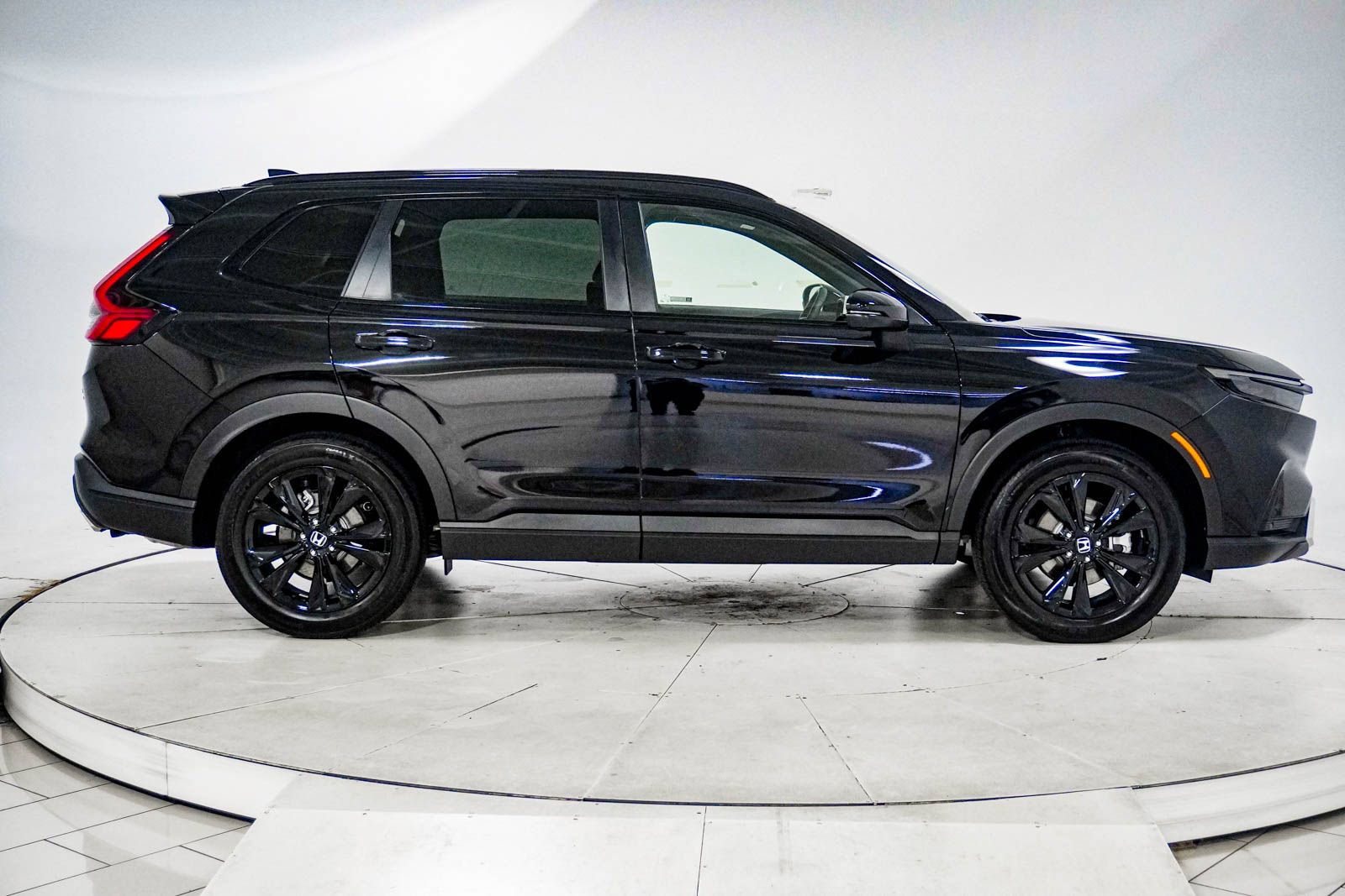 Certified 2026 Honda CR-V Sport Touring image 12