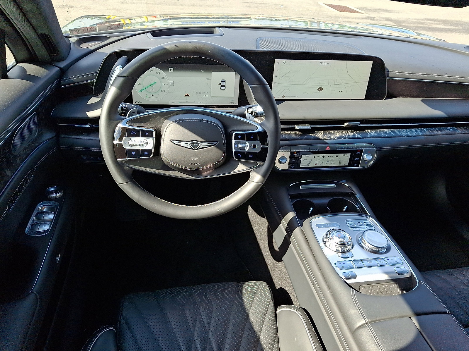 Used 2024 Genesis G90 3.5T AWD/4WD image 11