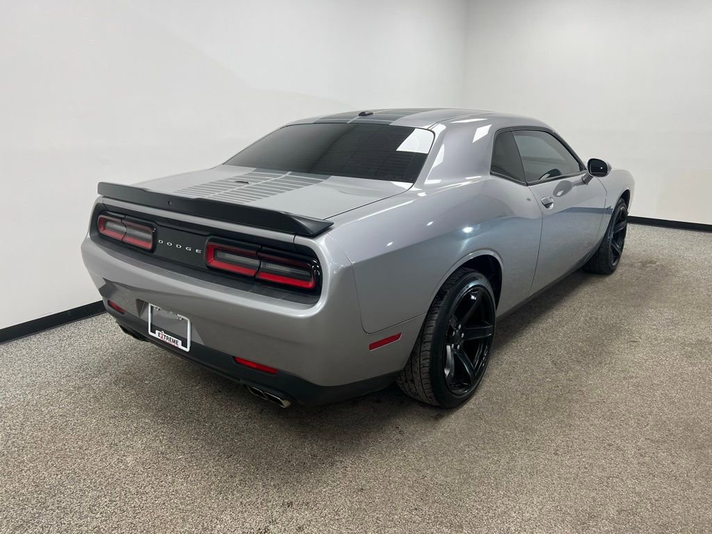 Used 2016 Dodge Challenger R/T w/ Blacktop Package image 19