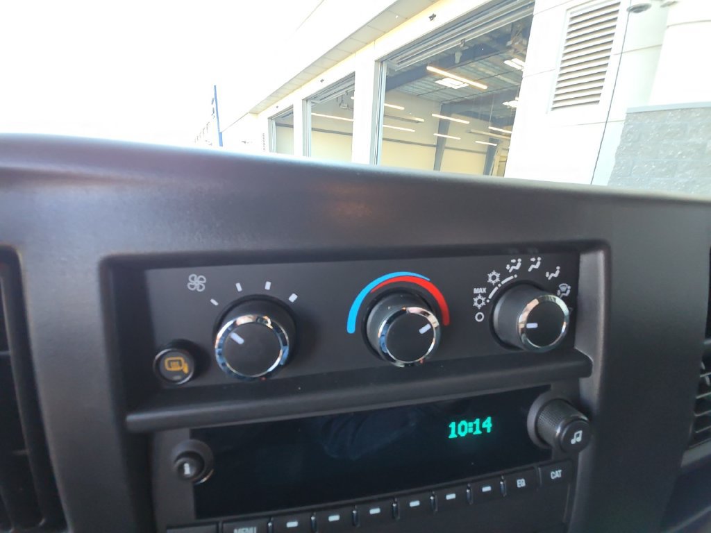 Used 2025 Chevrolet Express 2500 w/ Driver Convenience Package RWD image 23