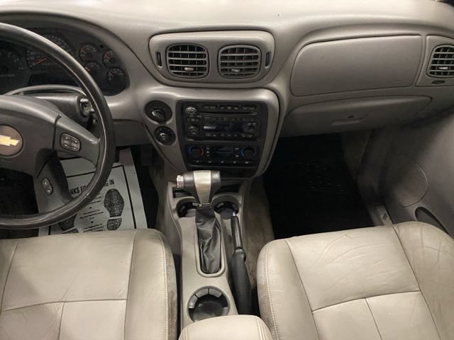 Used 2008 Chevrolet TrailBlazer LT w/ Sun And 6-Disc Cd Package AWD/4WD image 34
