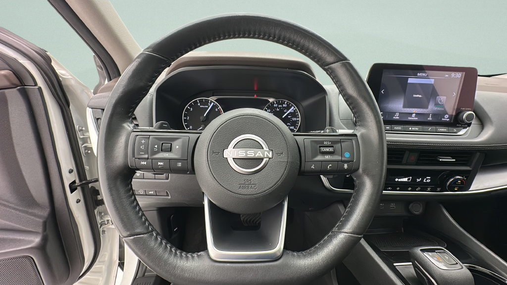 Used 2023 Nissan Rogue SV w/ SV Premium B Package AWD/4WD image 16