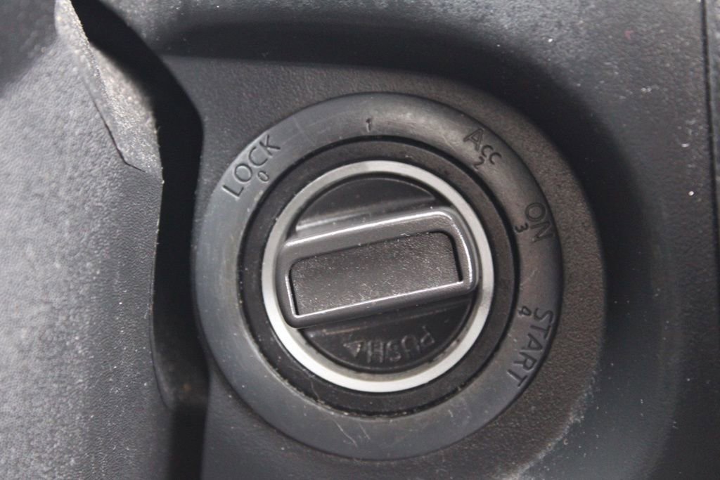 Used 2015 Nissan Armada SL image 36