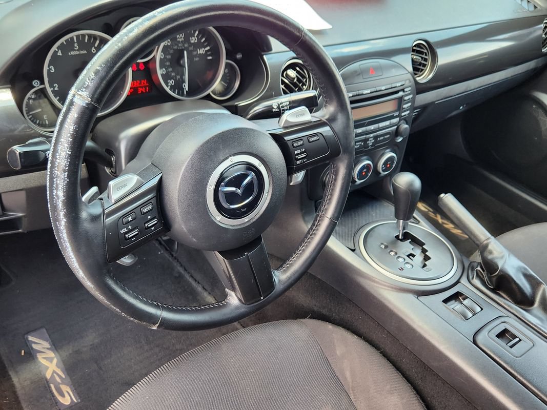 Used 2015 MAZDA MX-5 Miata Sport RWD image 29