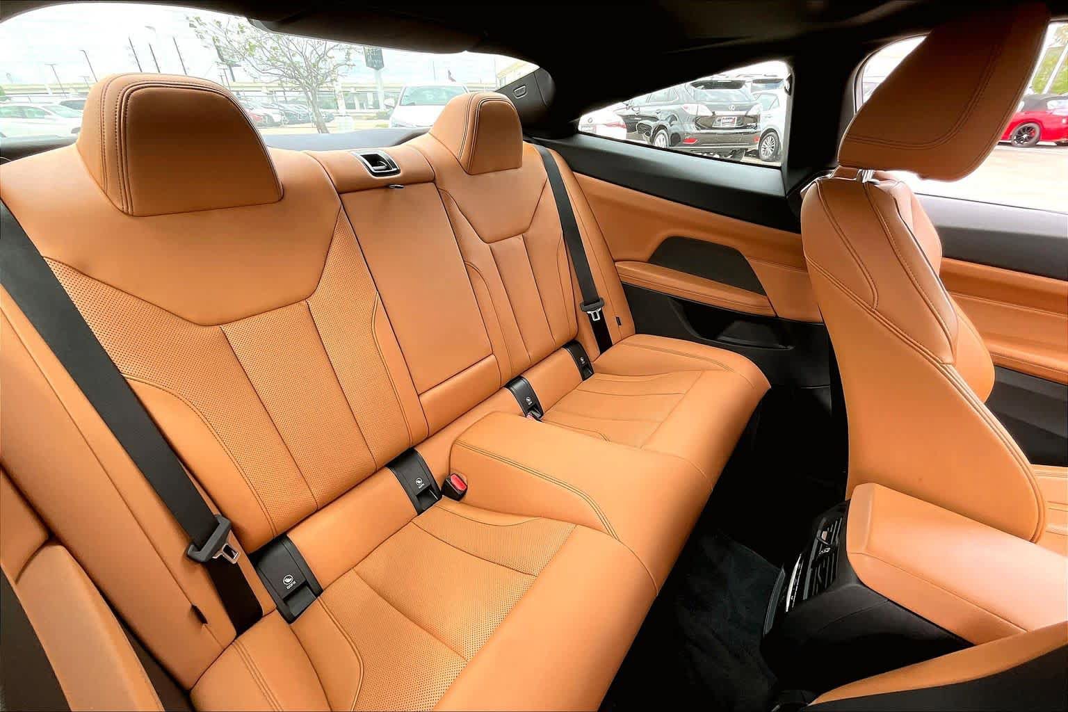 Used 2022 BMW 430i Coupe w/ M Sport Package RWD image 16