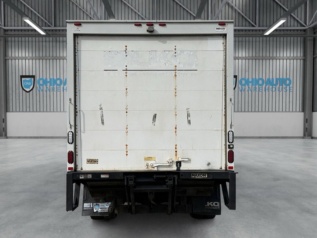 Used 2016 Chevrolet Express 3500 RWD image 7