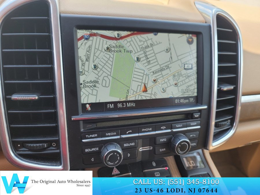 Used 2013 Porsche Cayenne S AWD/4WD image 19