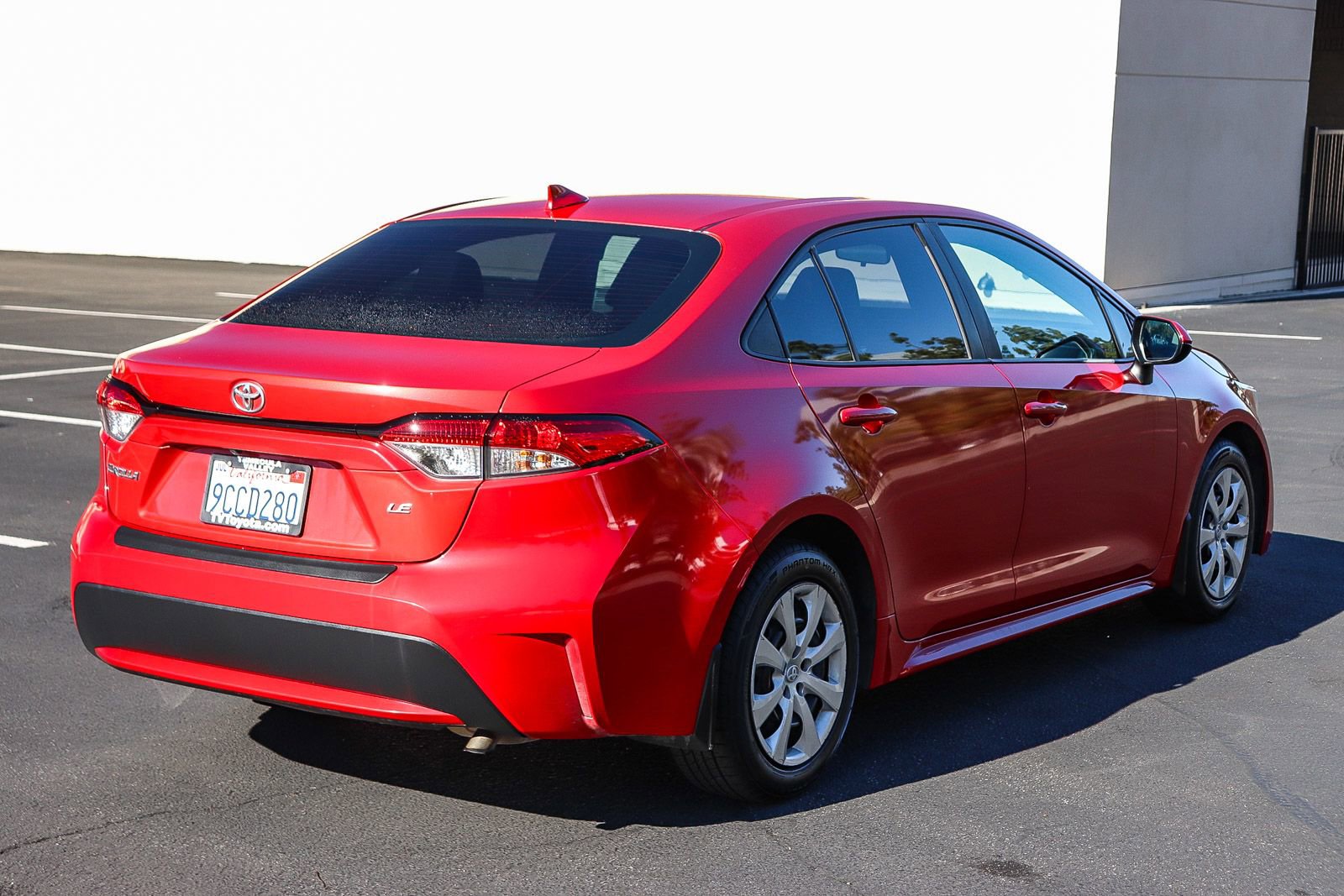 Certified 2020 Toyota Corolla LE image 9