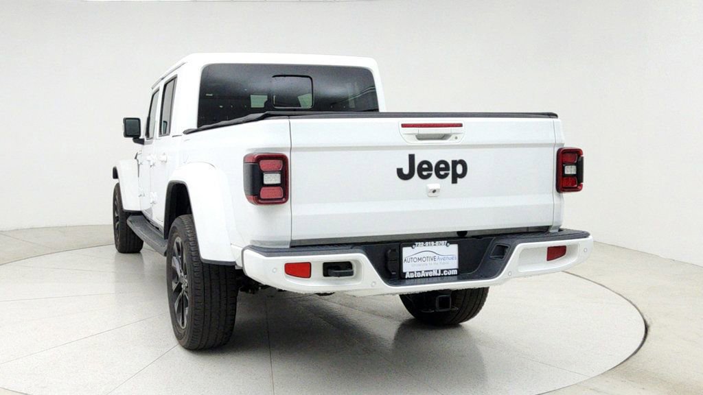 Used 2022 Jeep Gladiator Overland image 6