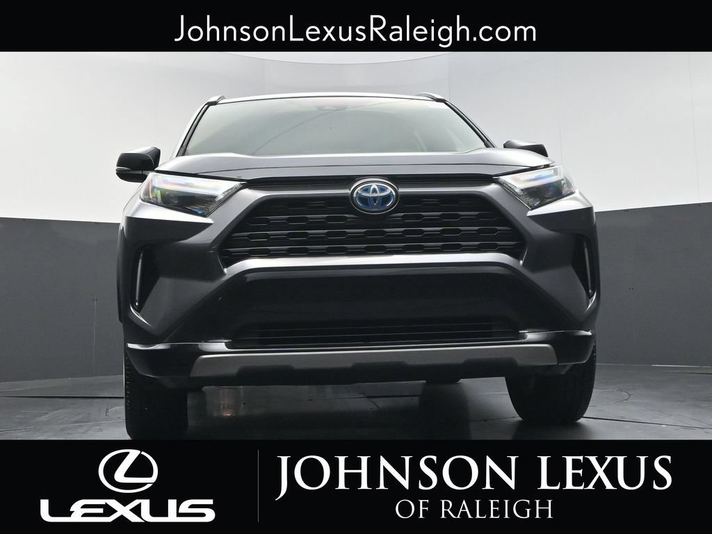 Used 2022 Toyota RAV4 XSE AWD/4WD image 15